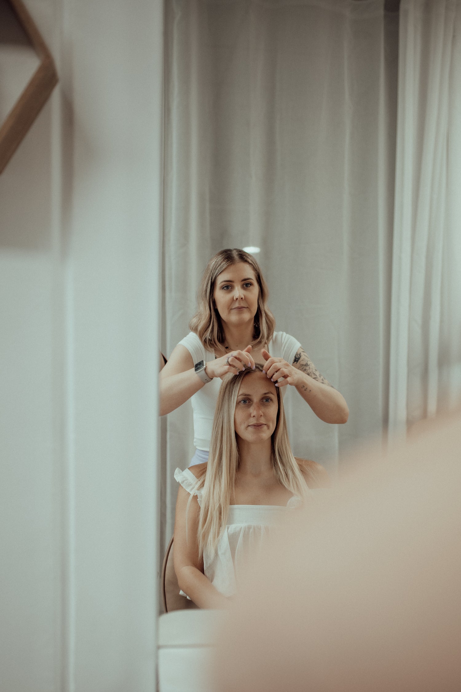 Low-tox blonde foils with ammonia-free colour for sensitive scalps at Ardor Organics Perth
