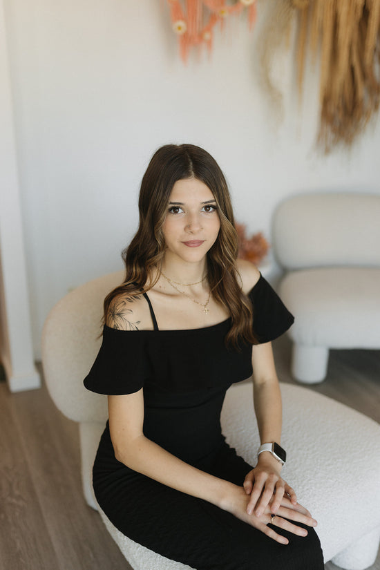 SHENAYE | Emergying stylist
