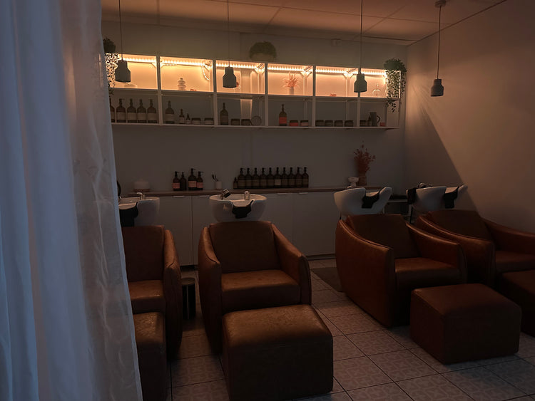 relaxing hair salon